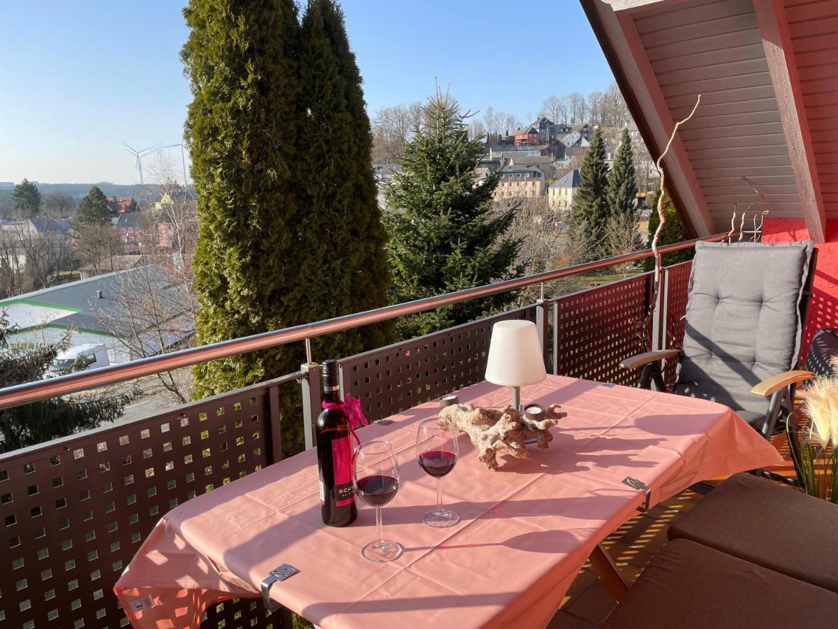 Tolle Ferienwohnung Mit Loggia In Schauenstein 100Qm Bei Hof An Der Saale Frankenwald Exteriér fotografie